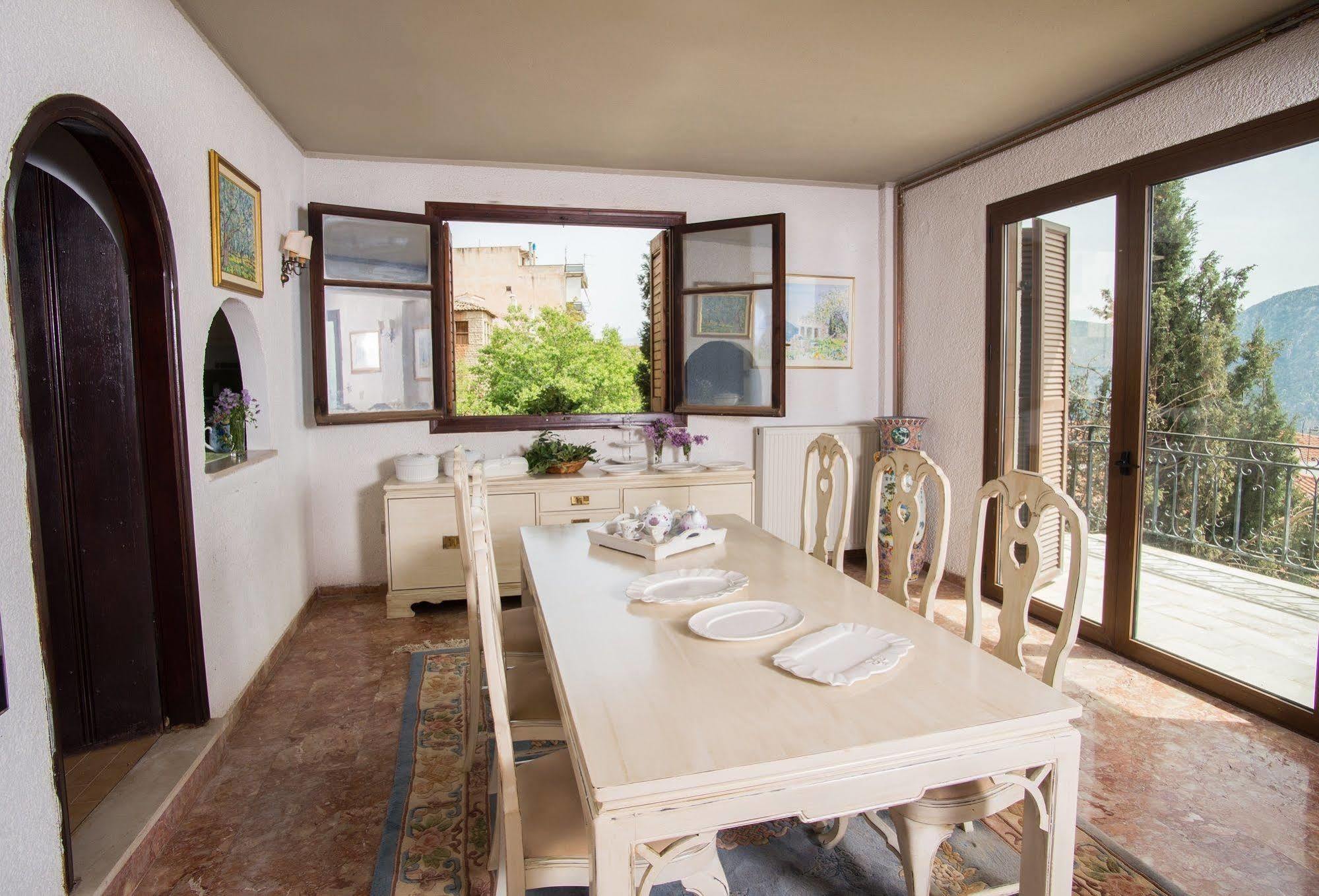 Historic Villa デルポイ エクステリア 写真
